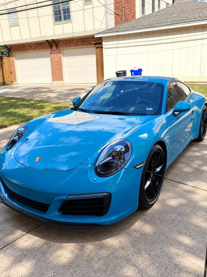Blue Porsche detailed by Detail Masters